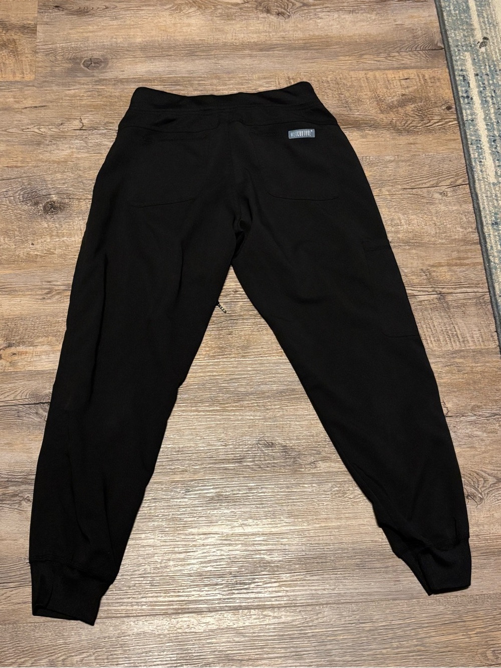 Black Med Couture Petite Women’s Jogger Scrub Pants
